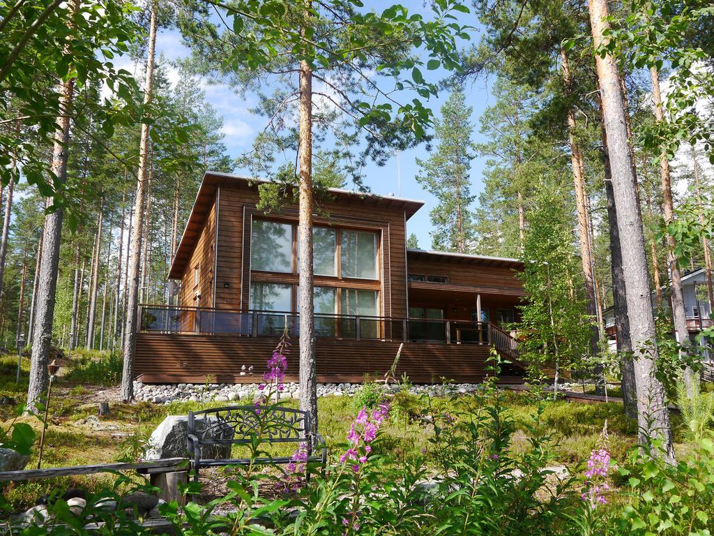 Pielislinna Kolinkylä Camera foto